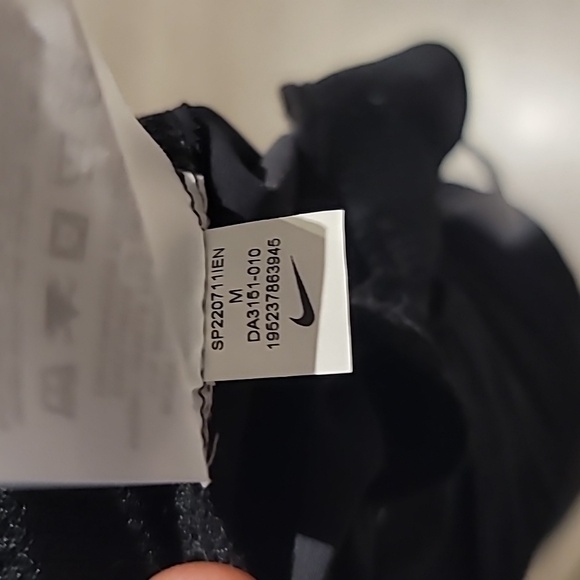 Nike joggers - Picture 7 of 8